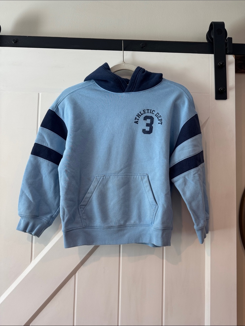 DSG Light Blue & Navy Athletic '3' Kids Hoodie